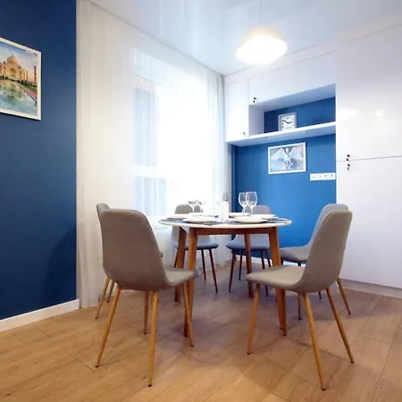 Nest Center Aparts Апартаменти