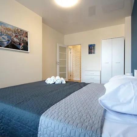 Апартаменти Nest Center Aparts *