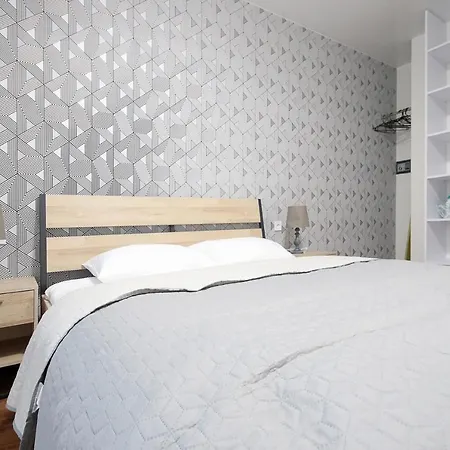 Апартаменти Nest Center Aparts