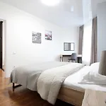 Nest Center Aparts