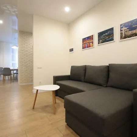 Nest Center Aparts Apartment *