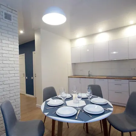 Nest Center Aparts Apartment *