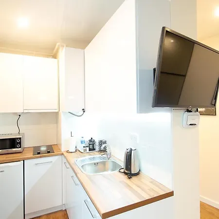 Nest Center Aparts Apartment Lviv