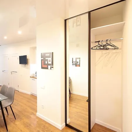 Nest Center Aparts