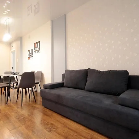 Appartamento Nest Center Aparts *