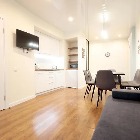 Appartement Nest Center Aparts *