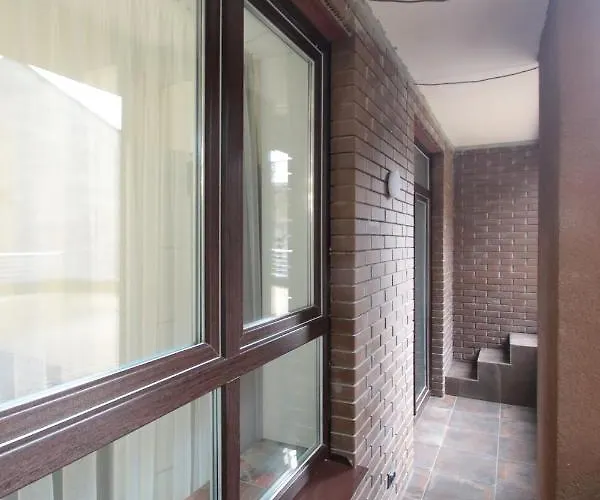 Nest Center Aparts Leópolis