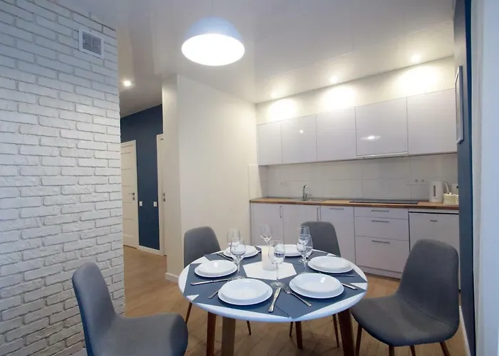 Nest Center Aparts 아파트 *