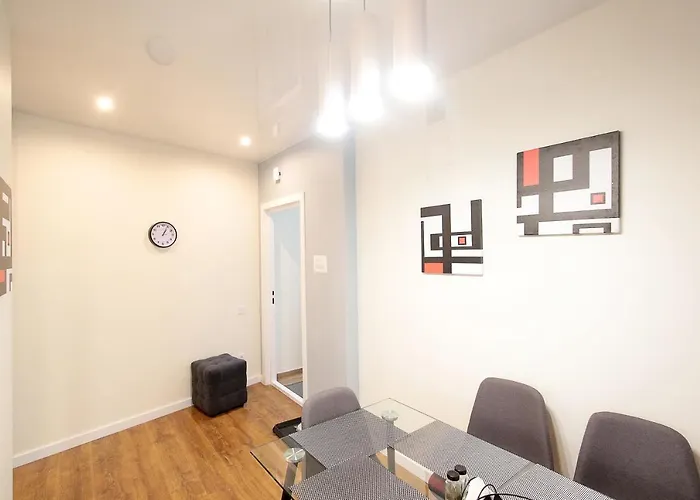 아파트 Nest Center Aparts